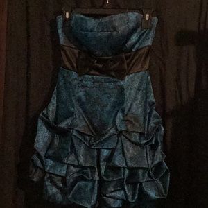 Junior strapless dress size 5